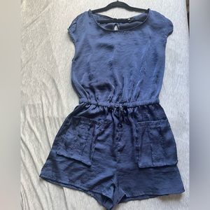 H&M onesie deep blue and light. Size 4.